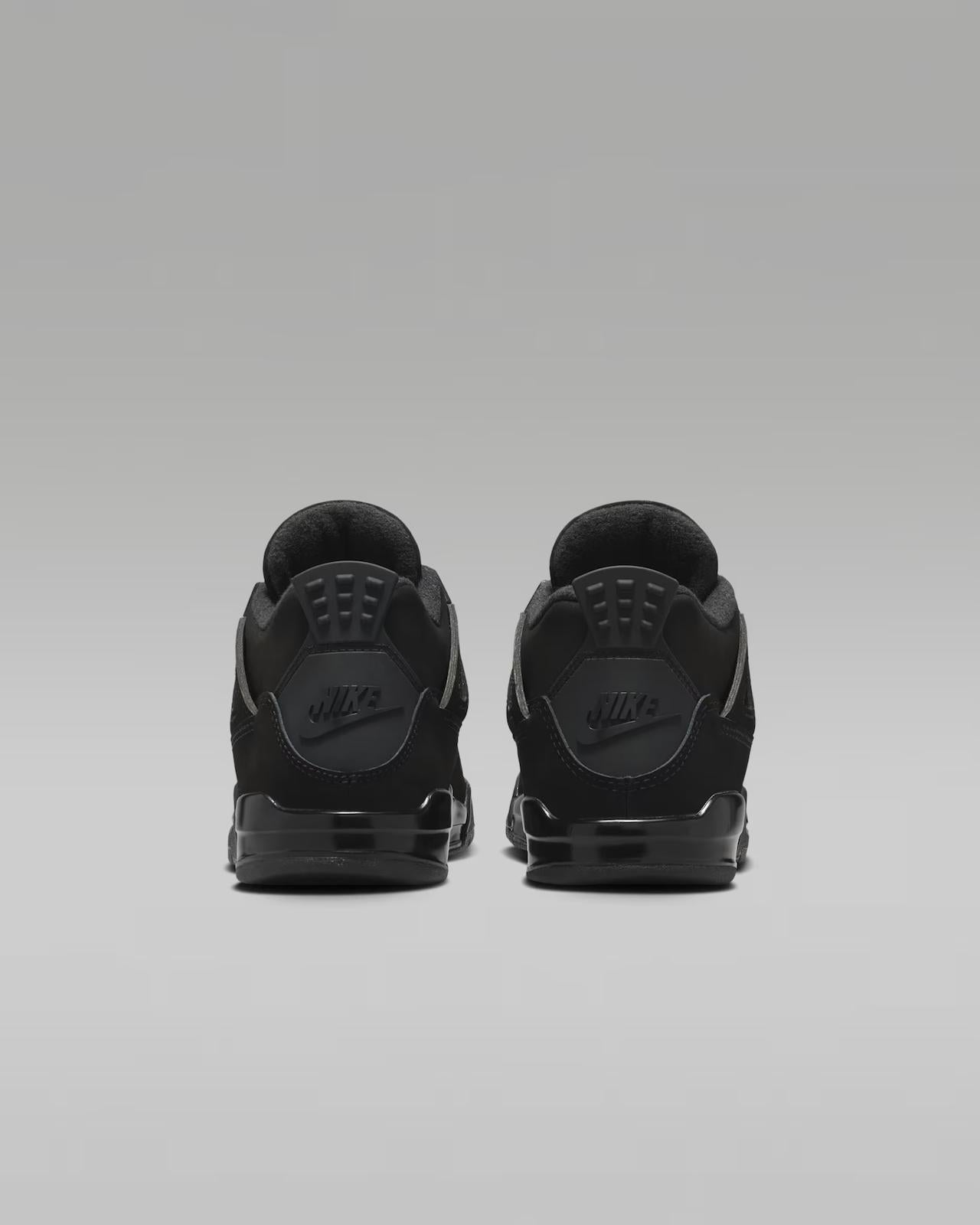 Nike 16