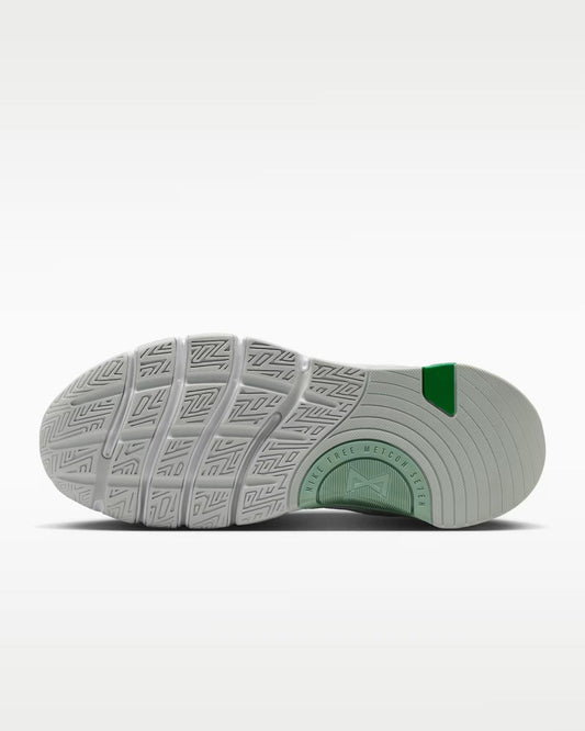 Nike 10