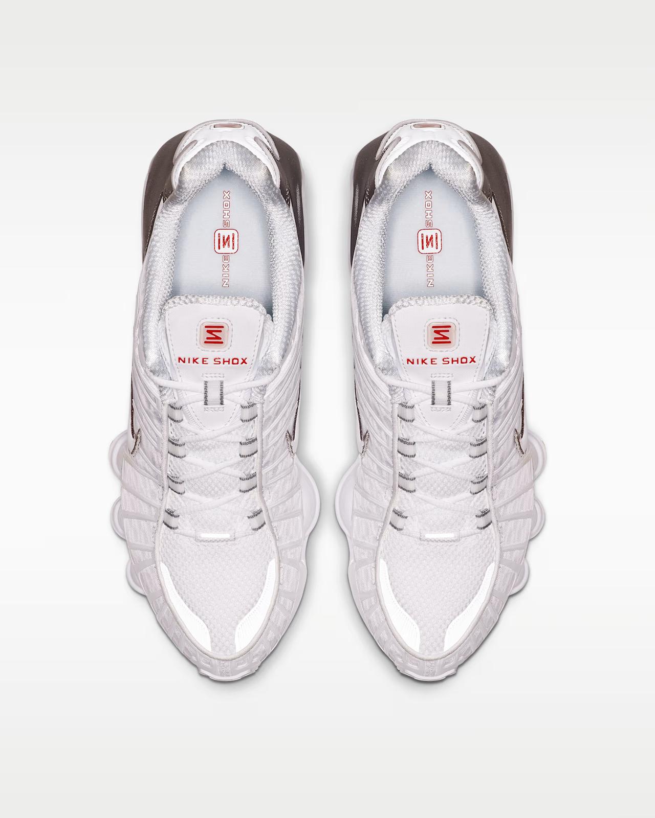Nike 4